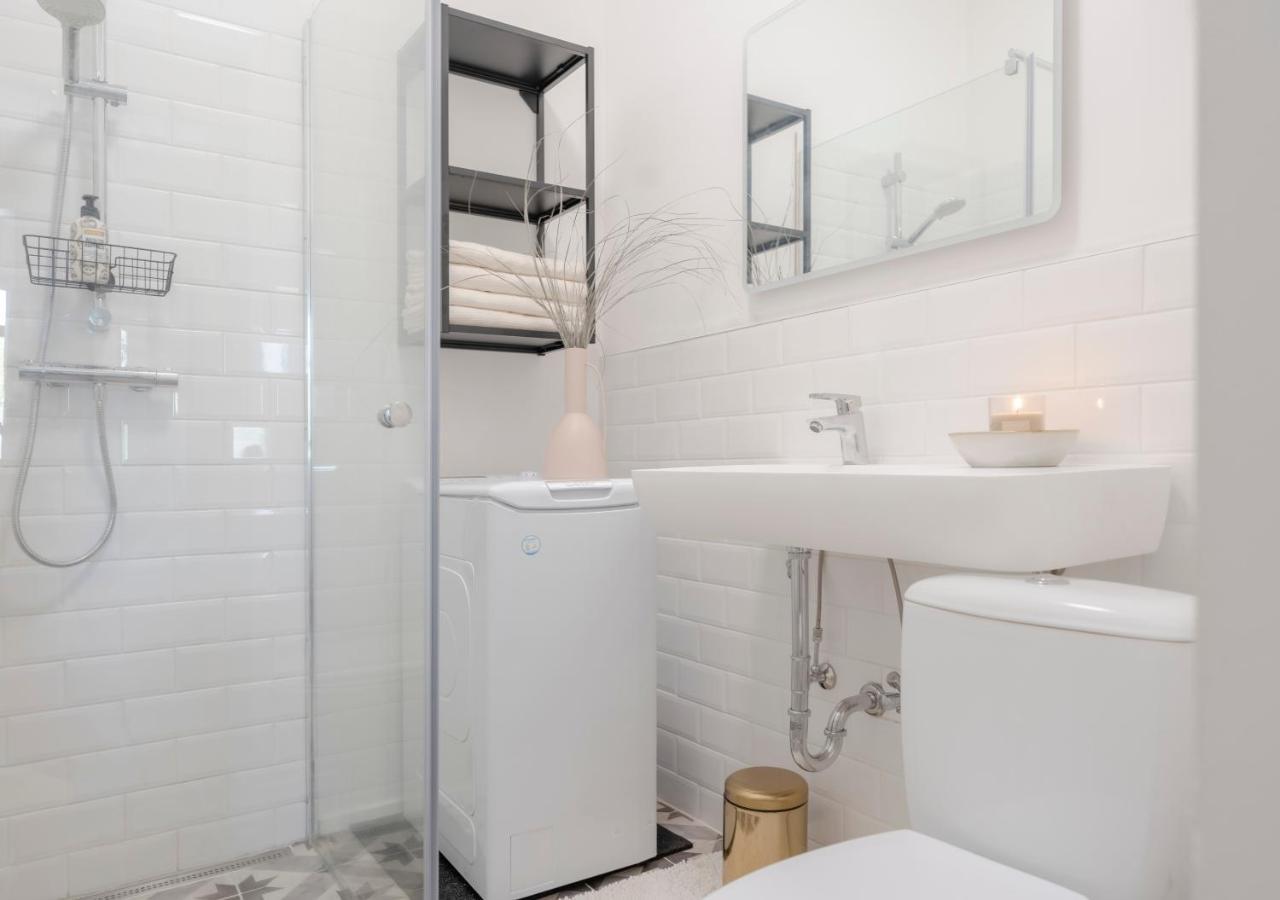 City Lounge Appartement Am Hauptbahnhof Sankt Poelten Eksteriør billede
